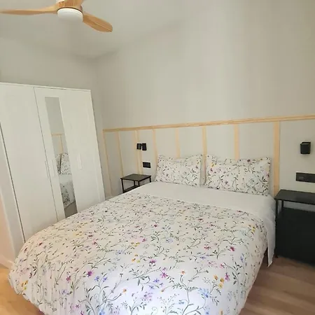 House, Cerca Del Casco Viejo *